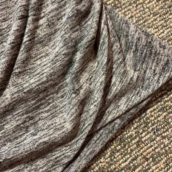 Joe Fresh short fitted sleeveless grey dress, size medium - Picture 4 of 5